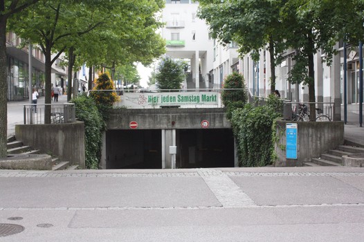 Bahnhofsplatz-1