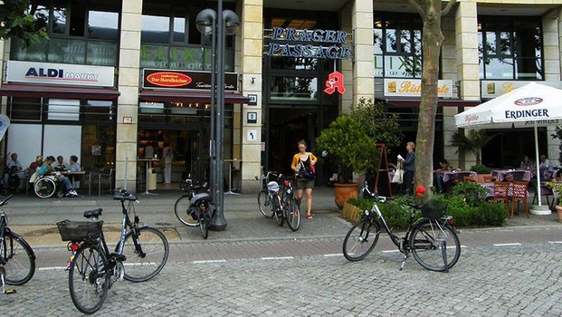 Prager Passage-4