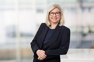 Katrin Teichert, Managing Director Bild von Katrin Teichert, Geschäftsführerin von APCOA PARKING Deutschland